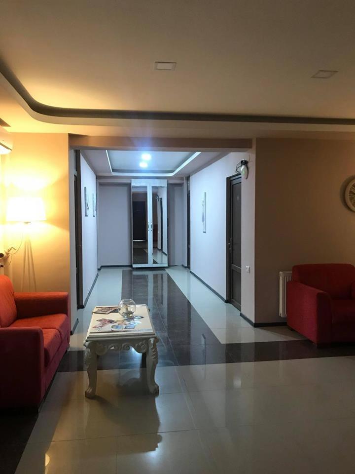 Hotel Caucasus Тбілісі Екстер'єр фото