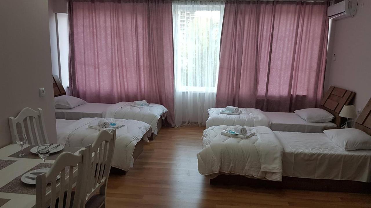 Hotel Caucasus Тбілісі Екстер'єр фото
