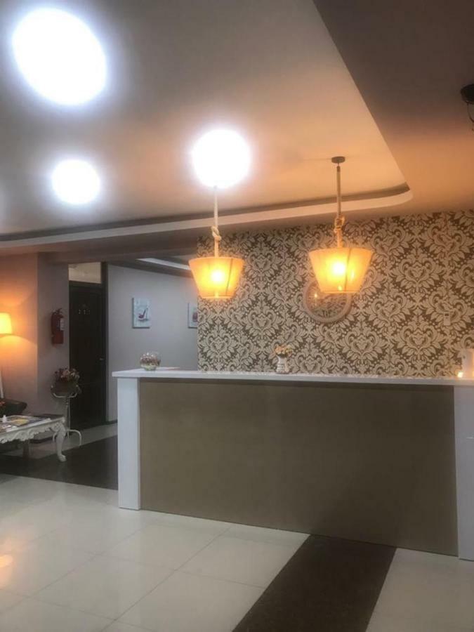 Hotel Caucasus Тбілісі Екстер'єр фото